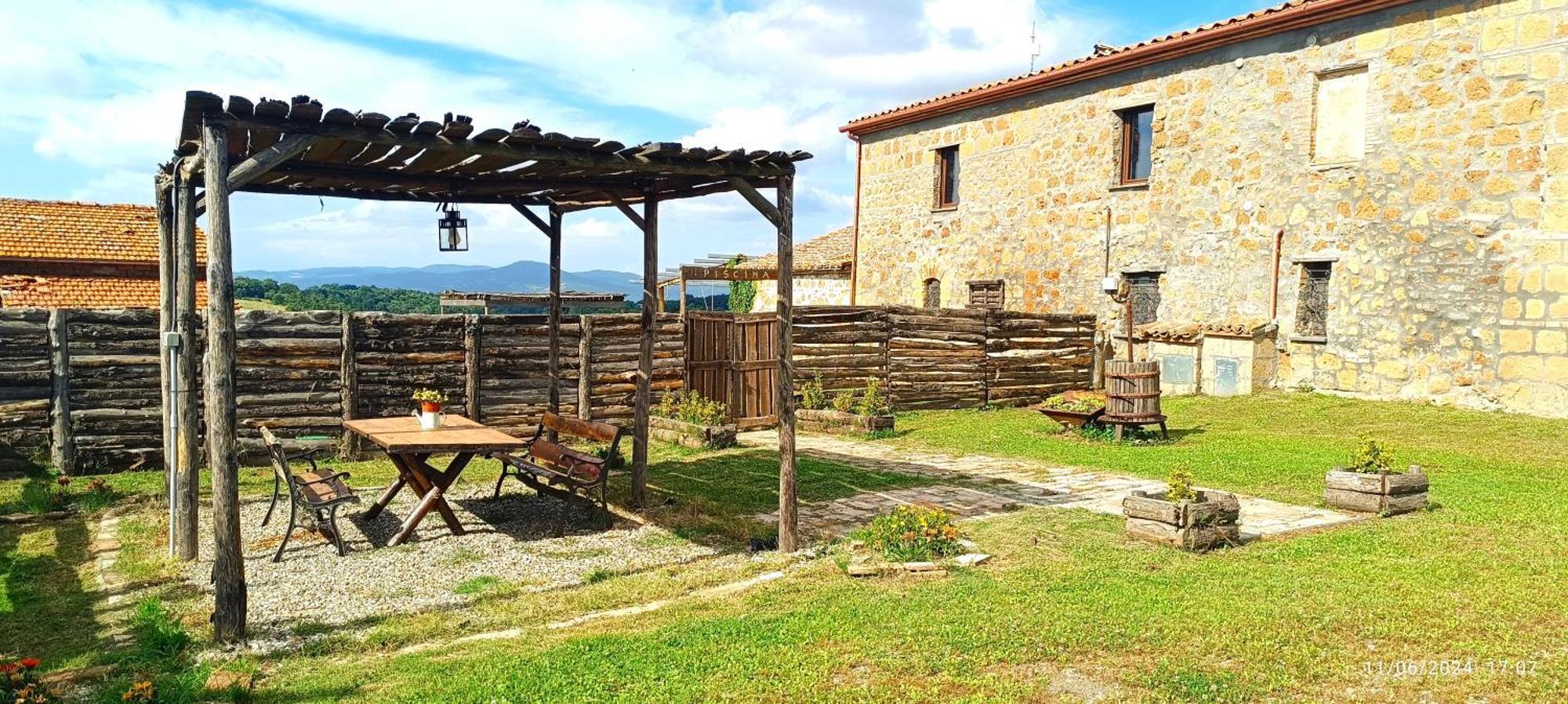 Casavacanze Pergolino, Appartamenti Ad Uso Esclusivo أكوابيندينتي المظهر الخارجي الصورة